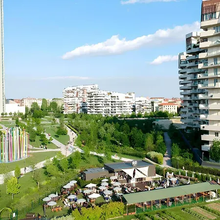 Charming Sempione Apartment-2